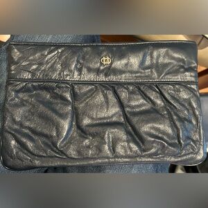 Letisse vintage soft leather clutch